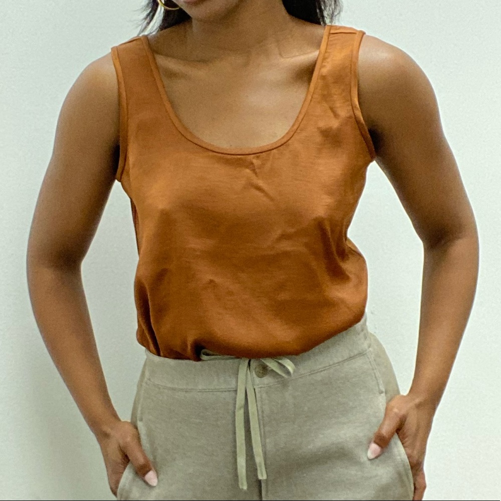 Banana Republic | Rust silky tank top NWT
